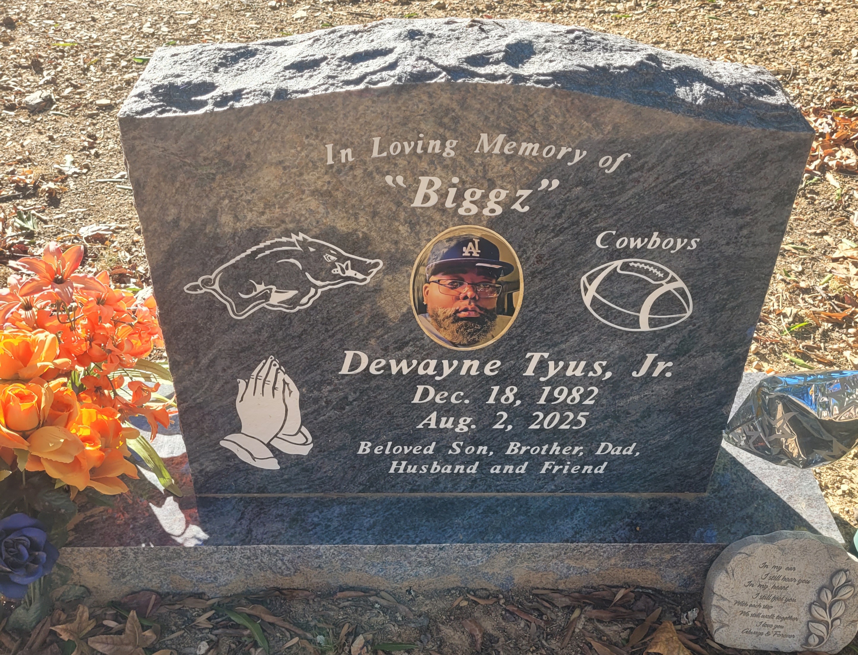 Headstone of Dewayne Tyus Jr.