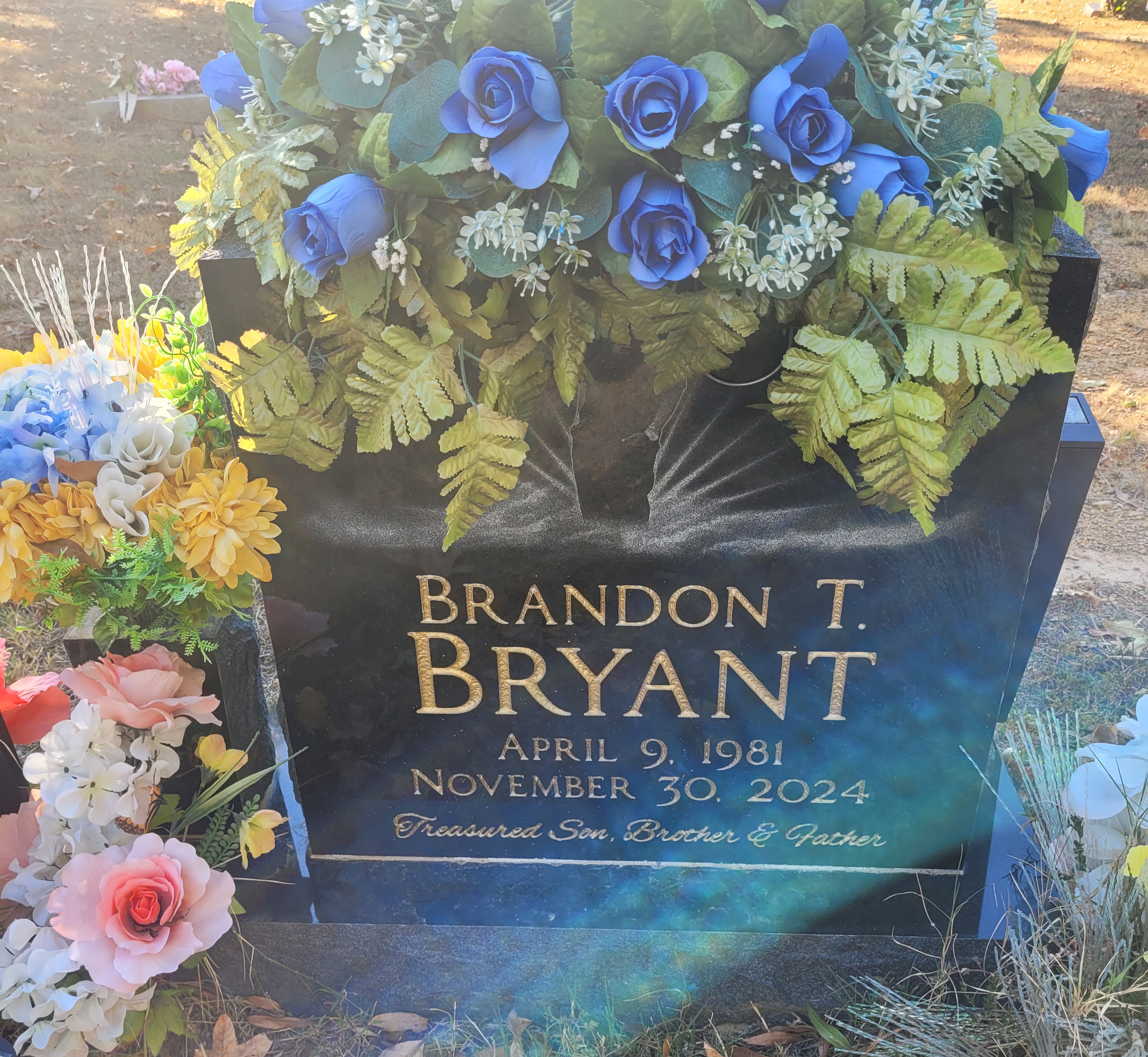 Headstone of Brandon T Bryant