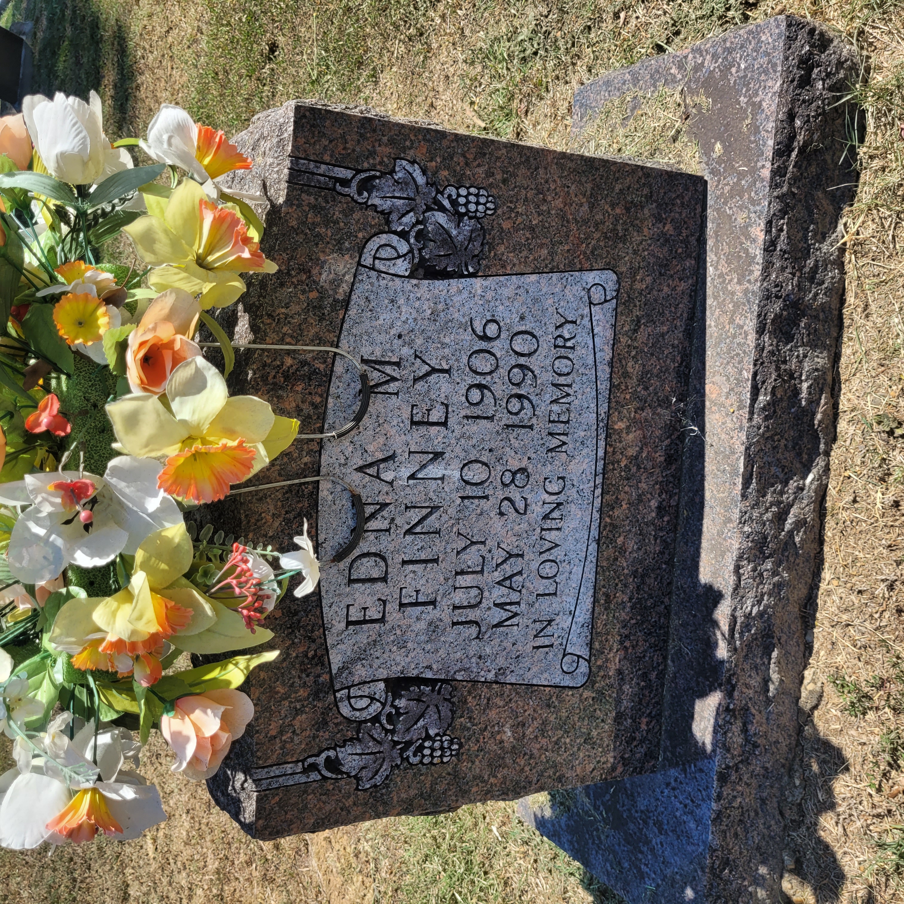 Headstone of Edna M. Finney