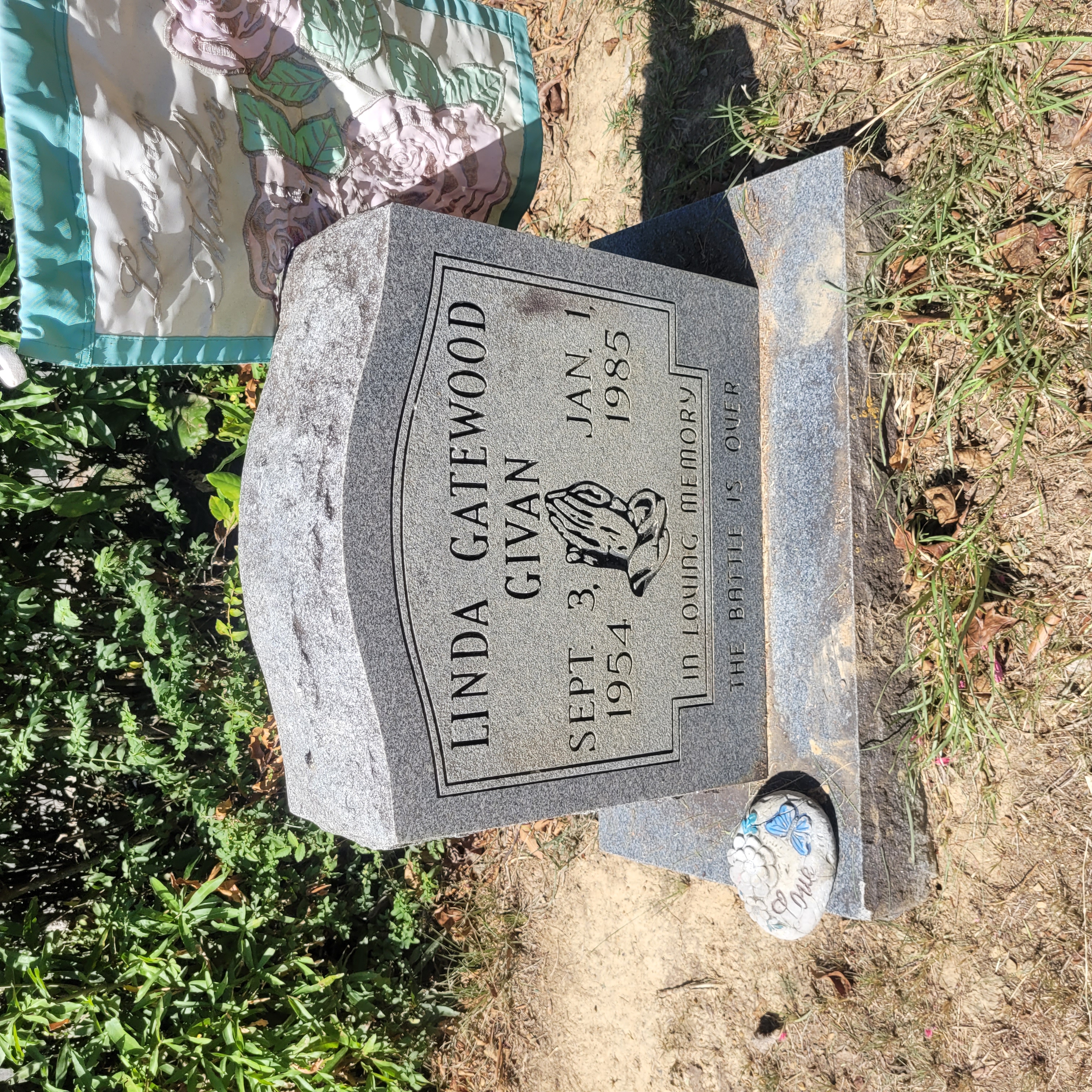 Headstone of Linda Givan