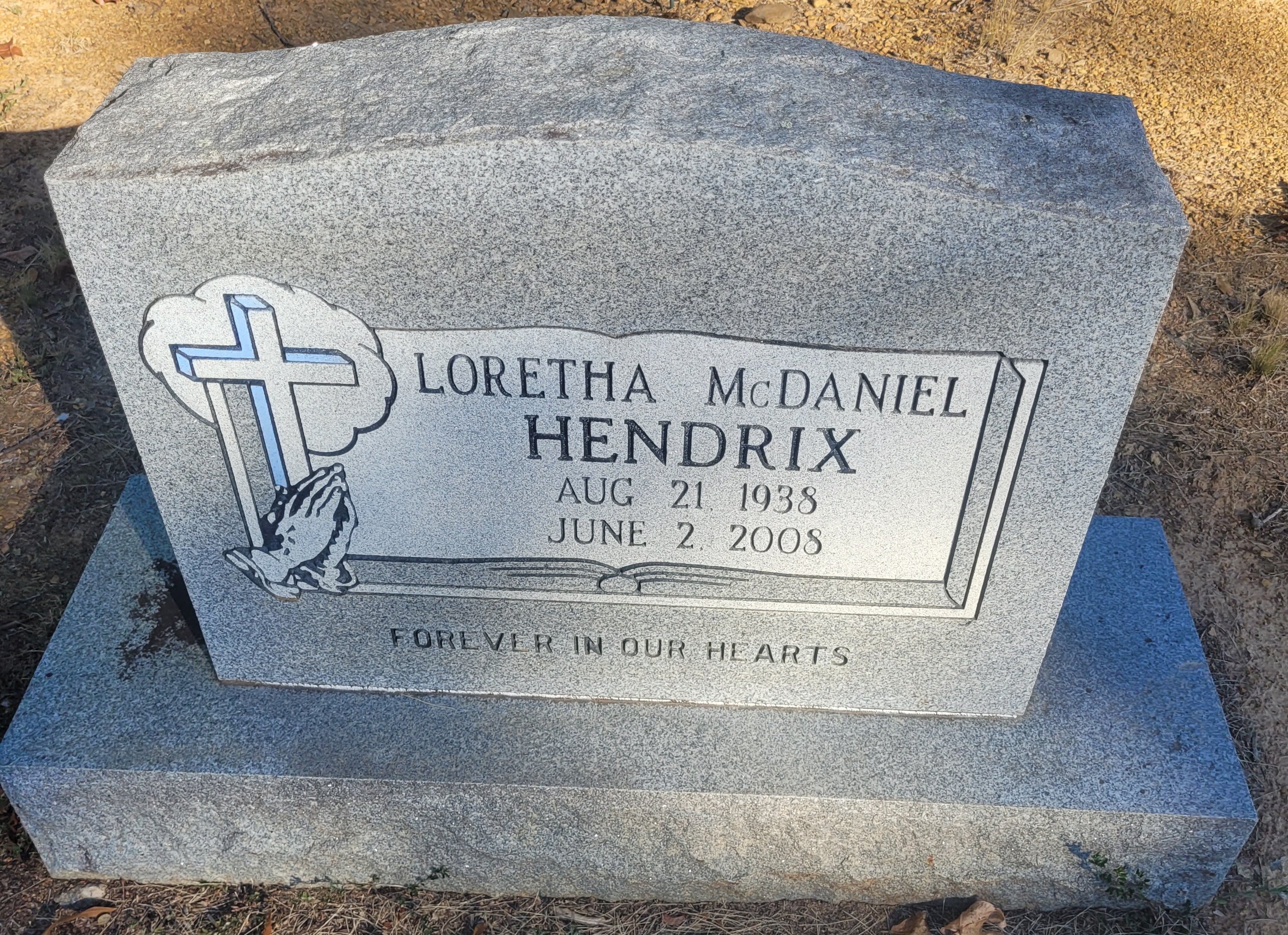 Headstone of Loretha McDaniel Hendrix