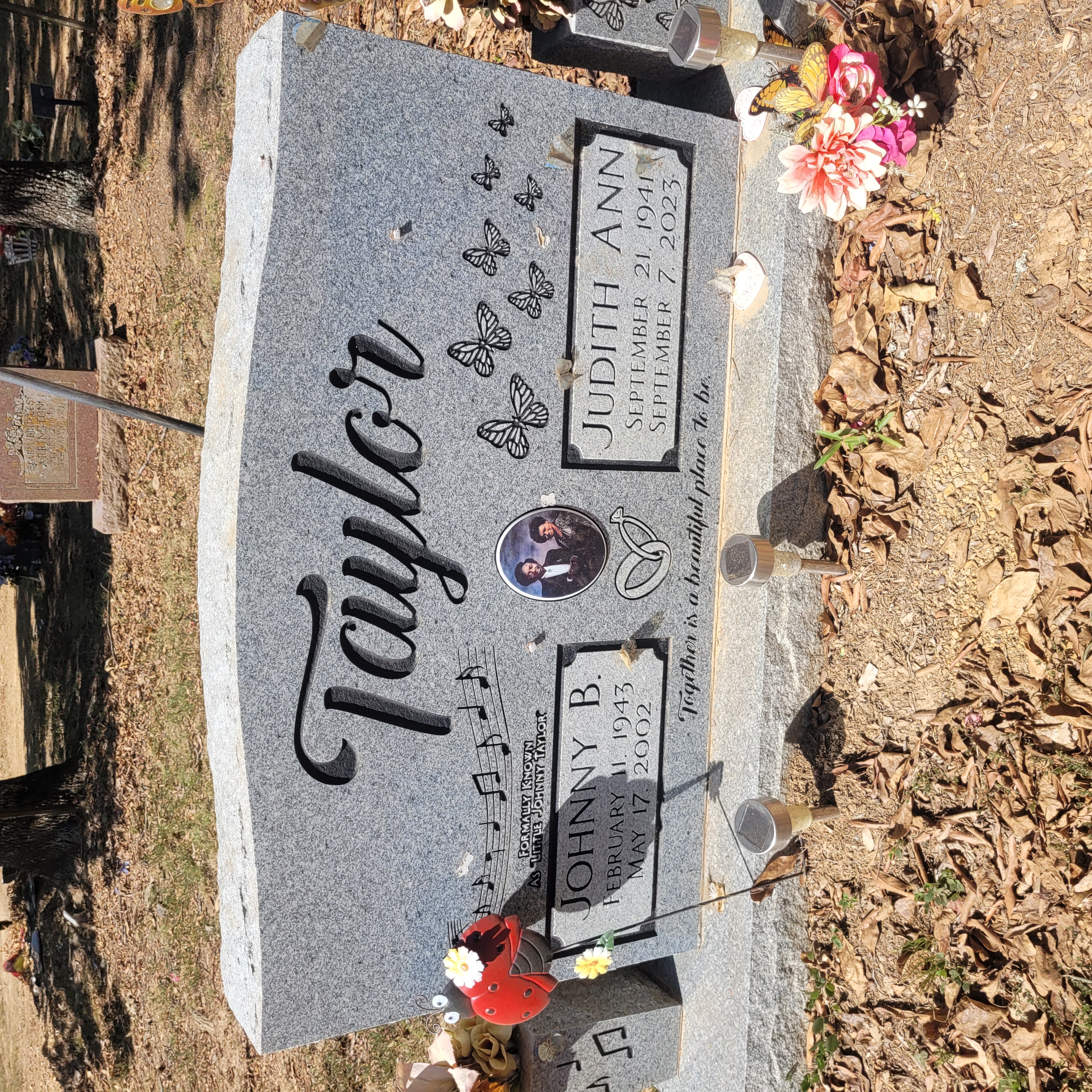 Headstone of Judith Ann Cowan Taylor